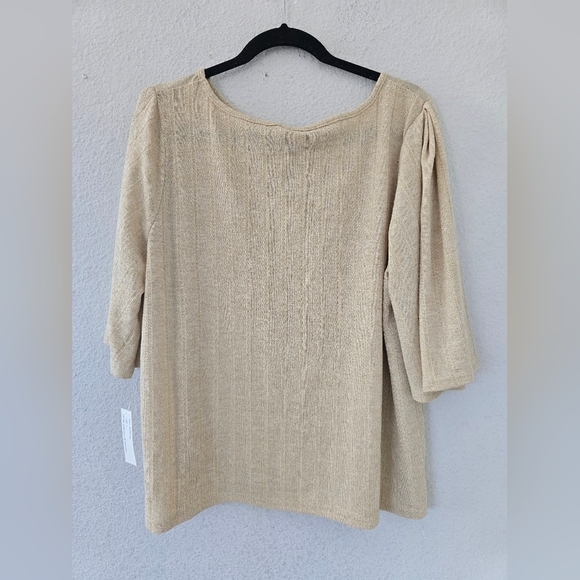 Zac & Rachel Metallic Blouse Women Sz L Beige Flutter 3/4 Sleeve Front Cut  Out - Picture 12 of 13
